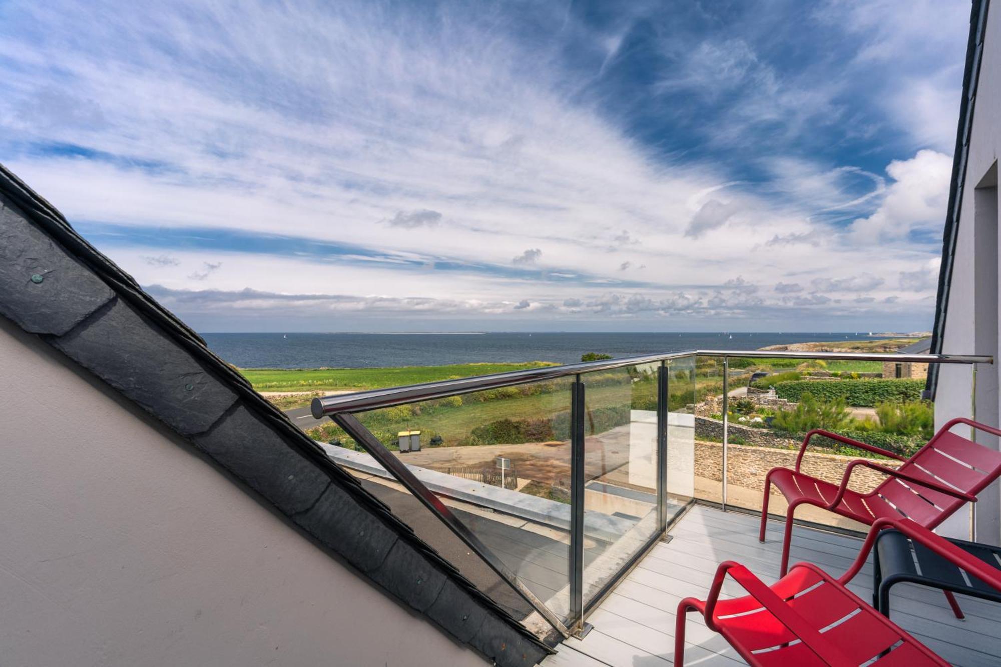 Hostellerie De La Pointe Saint-Mathieu - Spa & Restaurant Плугонвелен Екстериор снимка