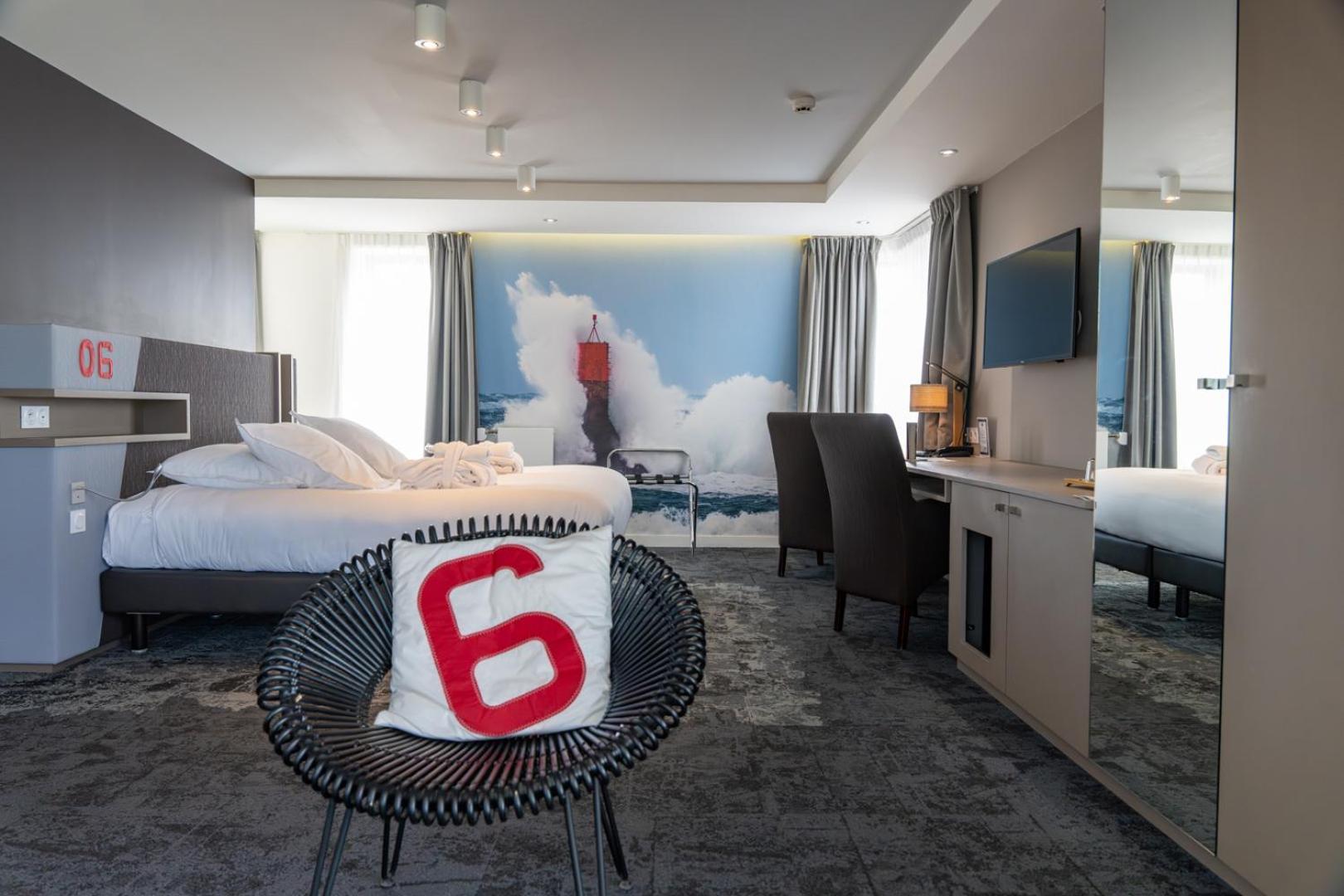 Hostellerie De La Pointe Saint-Mathieu - Spa & Restaurant Плугонвелен Екстериор снимка