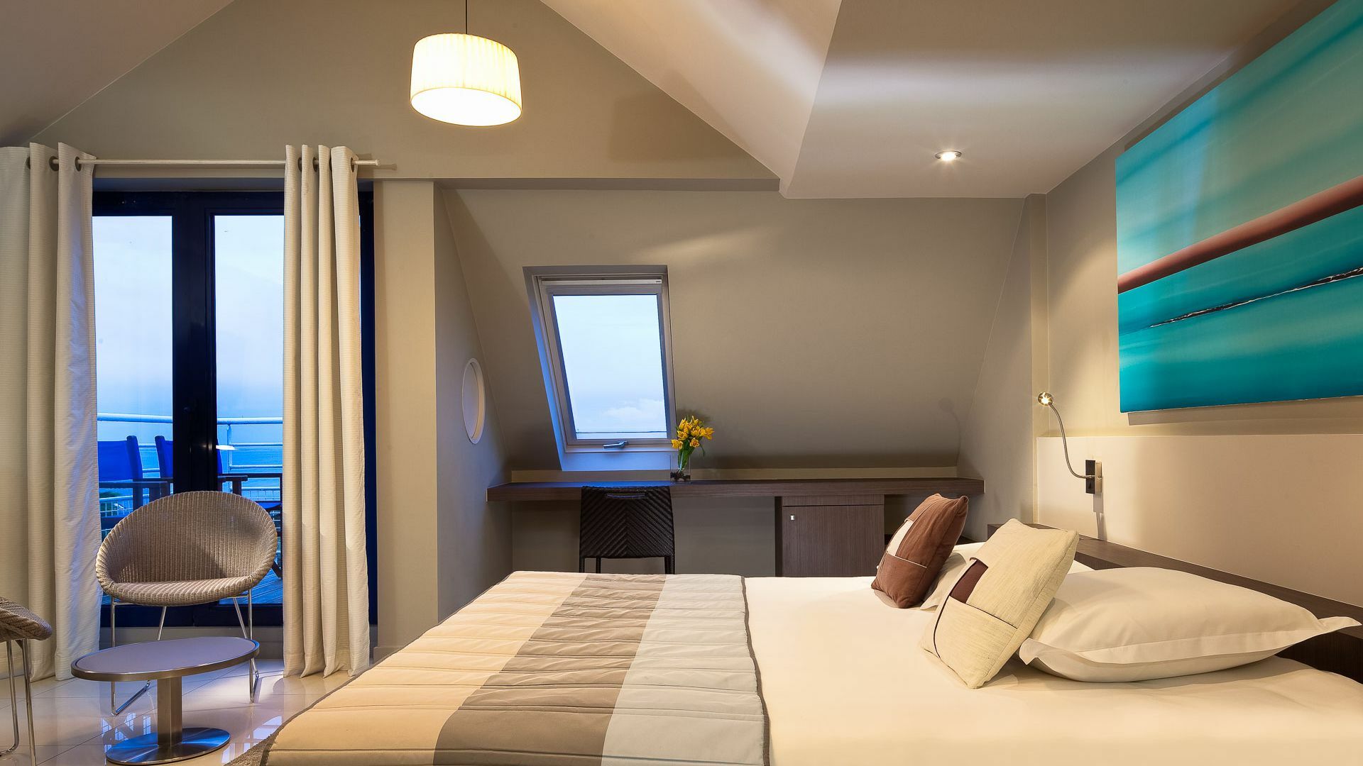 Hostellerie De La Pointe Saint-Mathieu - Spa & Restaurant Плугонвелен Екстериор снимка